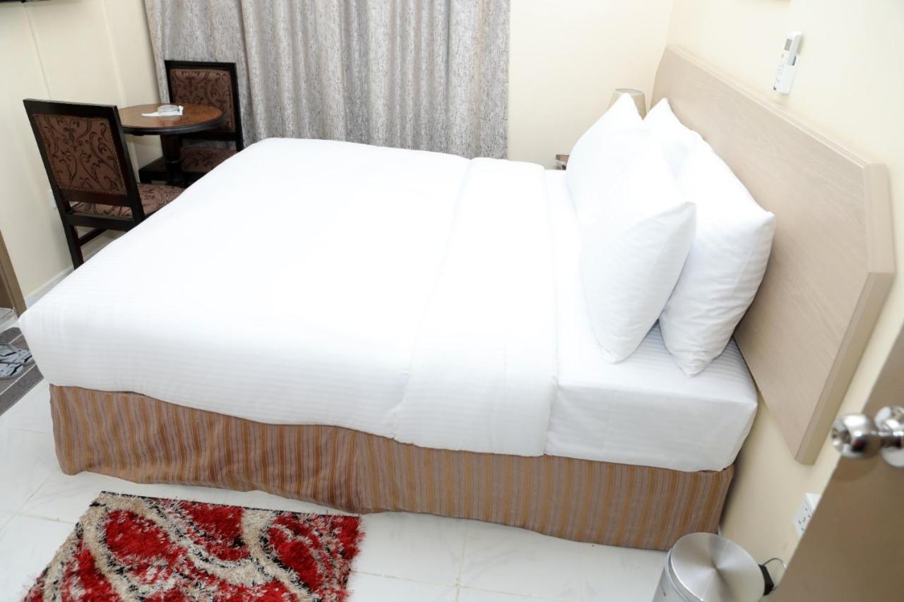 Blue Sky Way Hotel Dubai Dış mekan fotoğraf